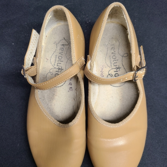 Revolution Tap Shoes - Picture 2 of 3